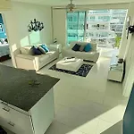 Apto en Morros 3 con vista al Mar 504